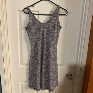 Old Navy Dress Women’s Size Small Striped Strapped Sleeveless Stretch Midi